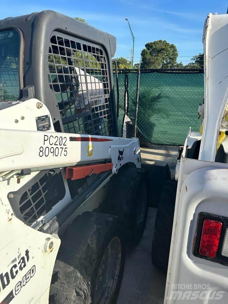 Bobcat S 450 Liukuohjatut kuormaajat