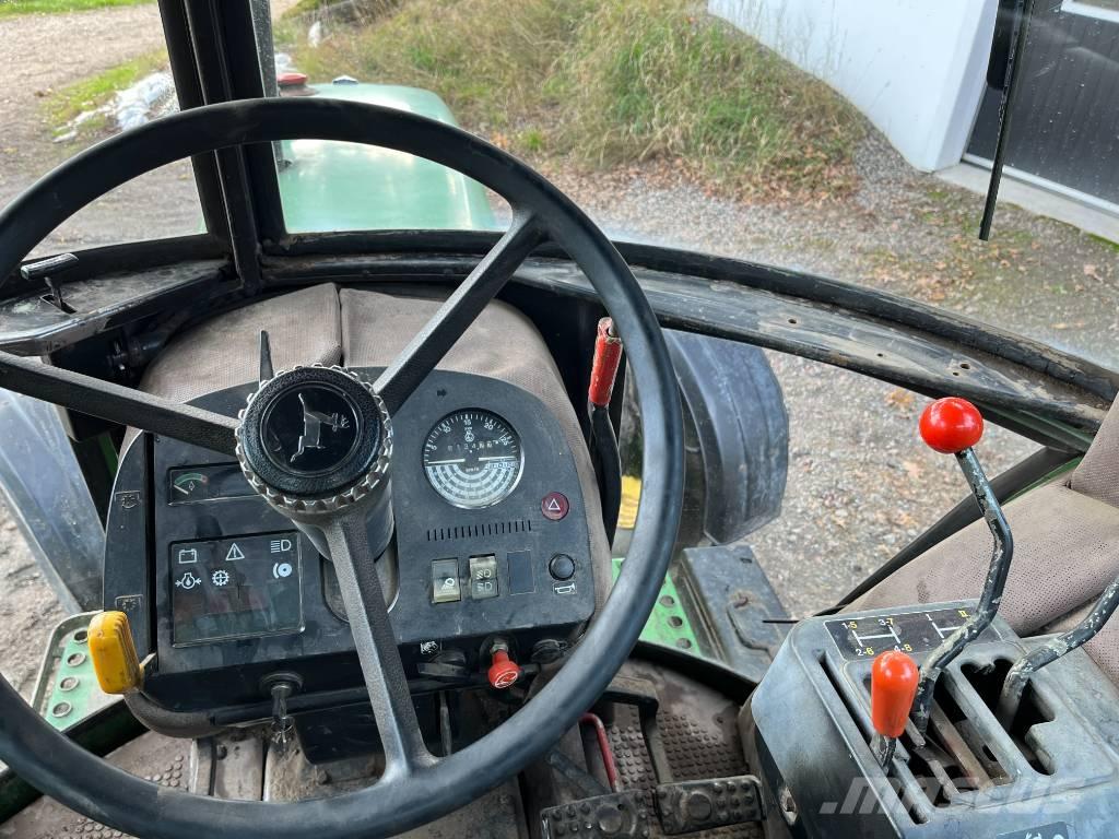 John Deere 2040 S Traktorit