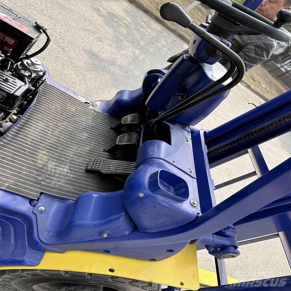 Komatsu FD30-14 Dieseltrukit