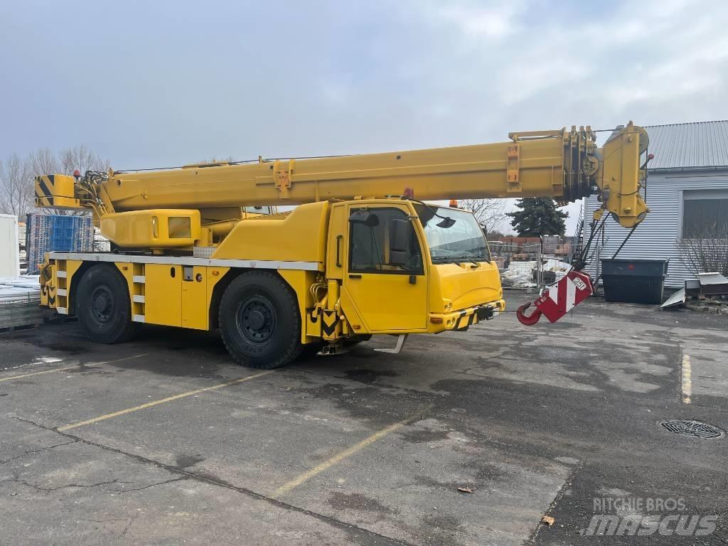 Terex Demag AC 35-L RT-nosturit