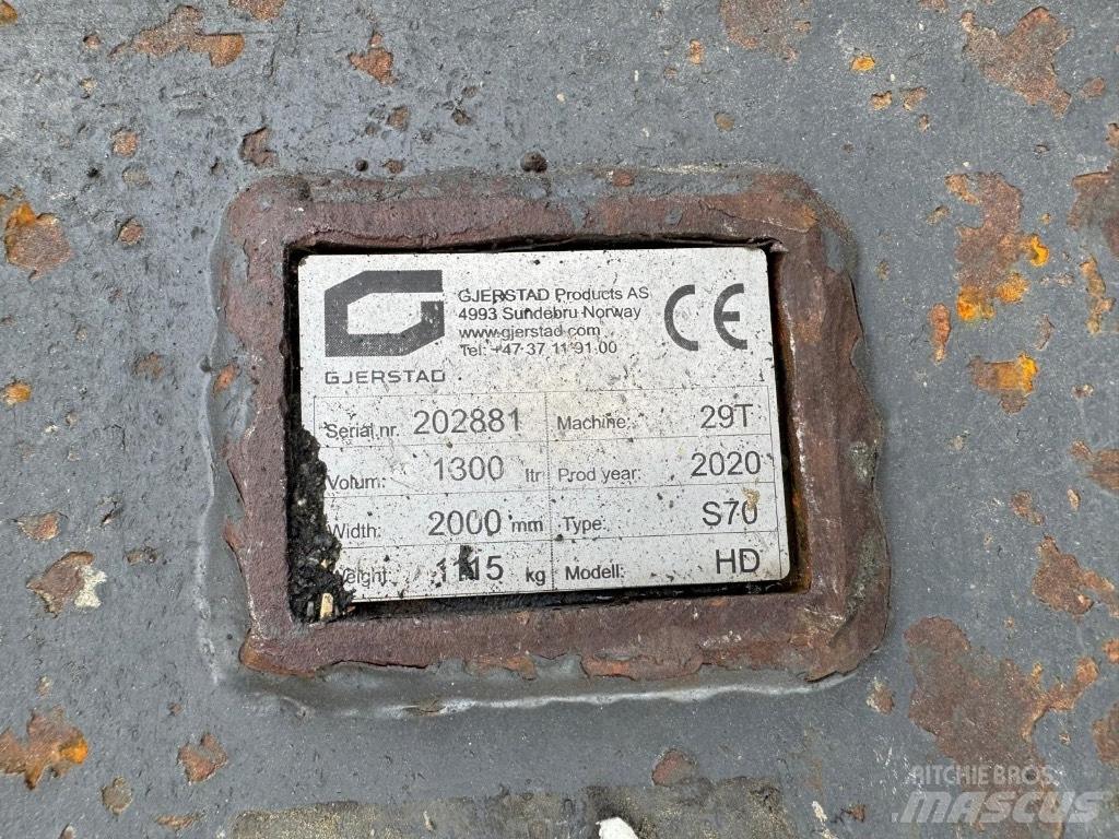 Volvo ECR 235 E Telakaivukoneet