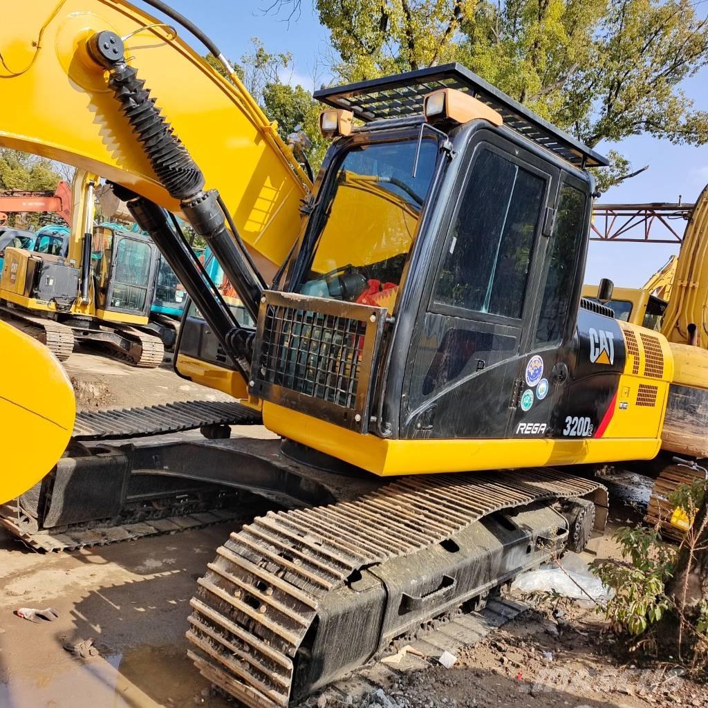 CAT 320 D2 Telakaivukoneet