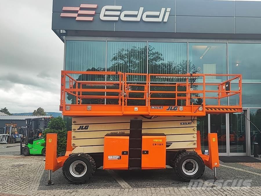 JLG 530LRT Saksilavat
