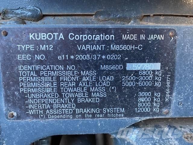 Kubota M 8560 Traktorit