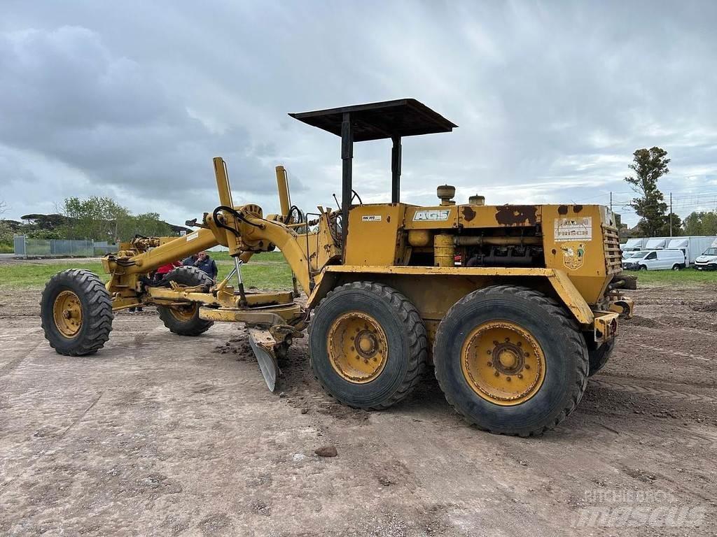 Fiat ALLIS F11.5 Tiehöylät