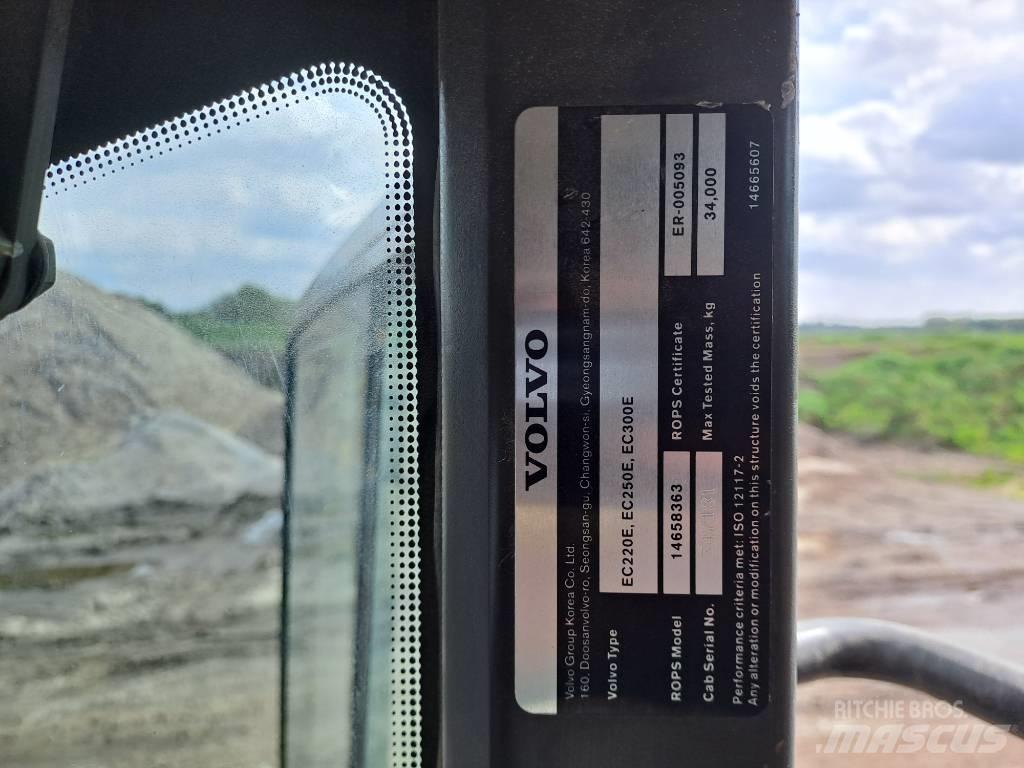 Volvo EC300EL Telakaivukoneet