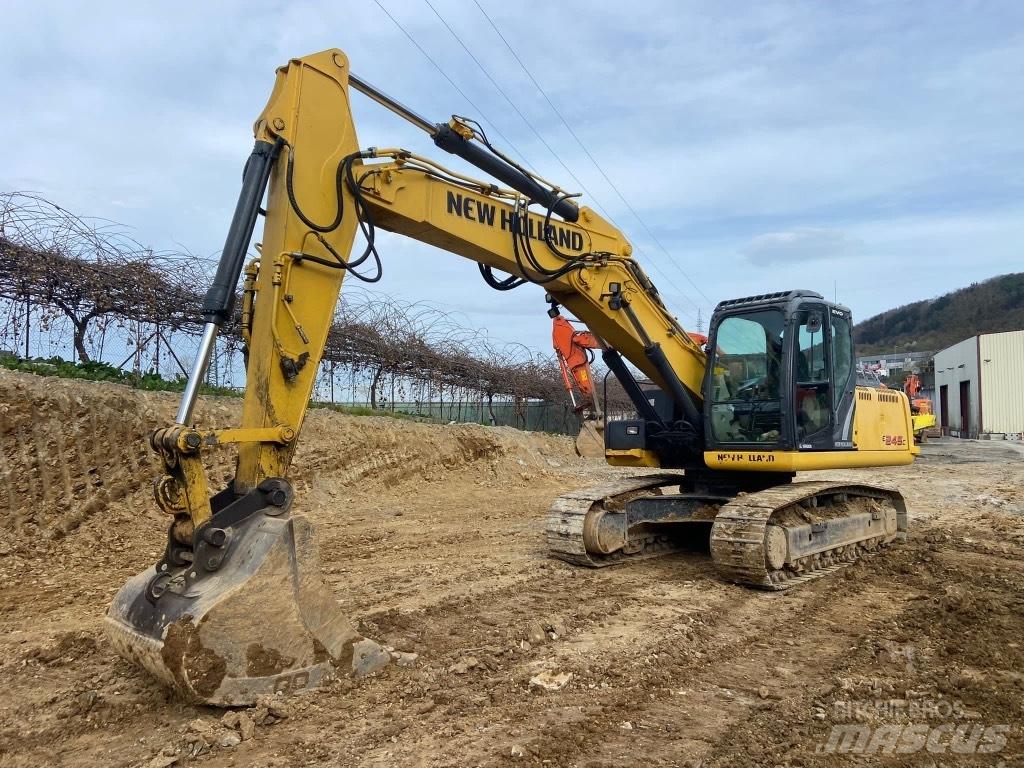 New Holland E245 Telakaivukoneet