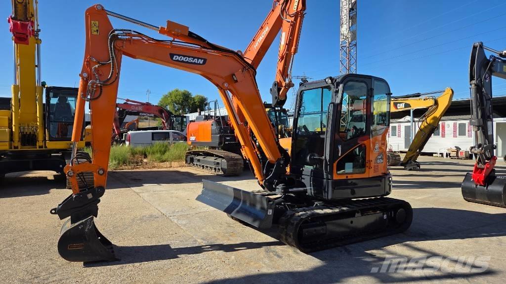 Doosan DX 63 R Minikaivukoneet < 7t