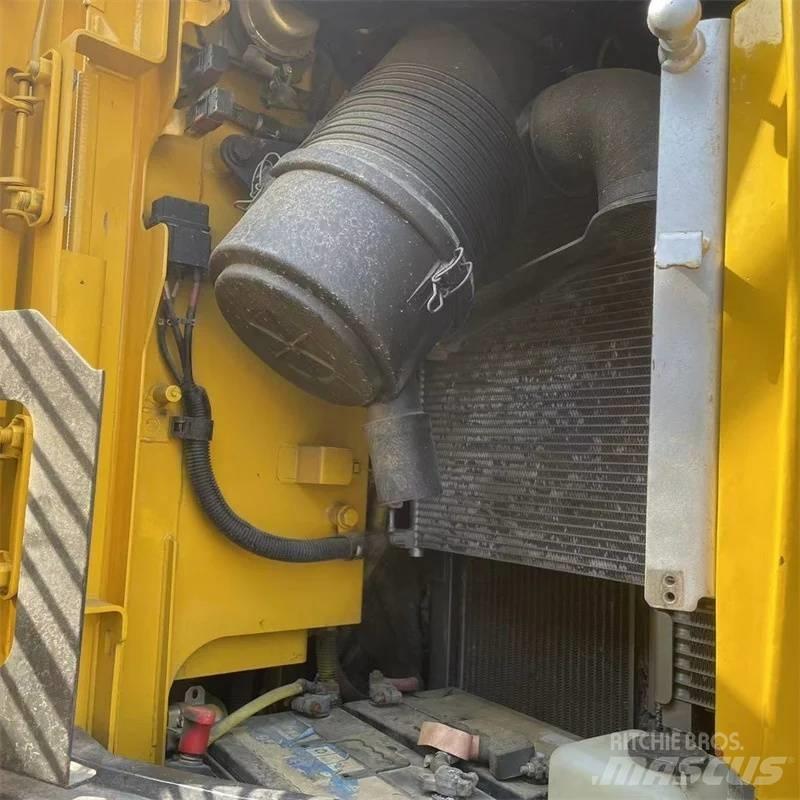 Komatsu PC 138 Telakaivukoneet