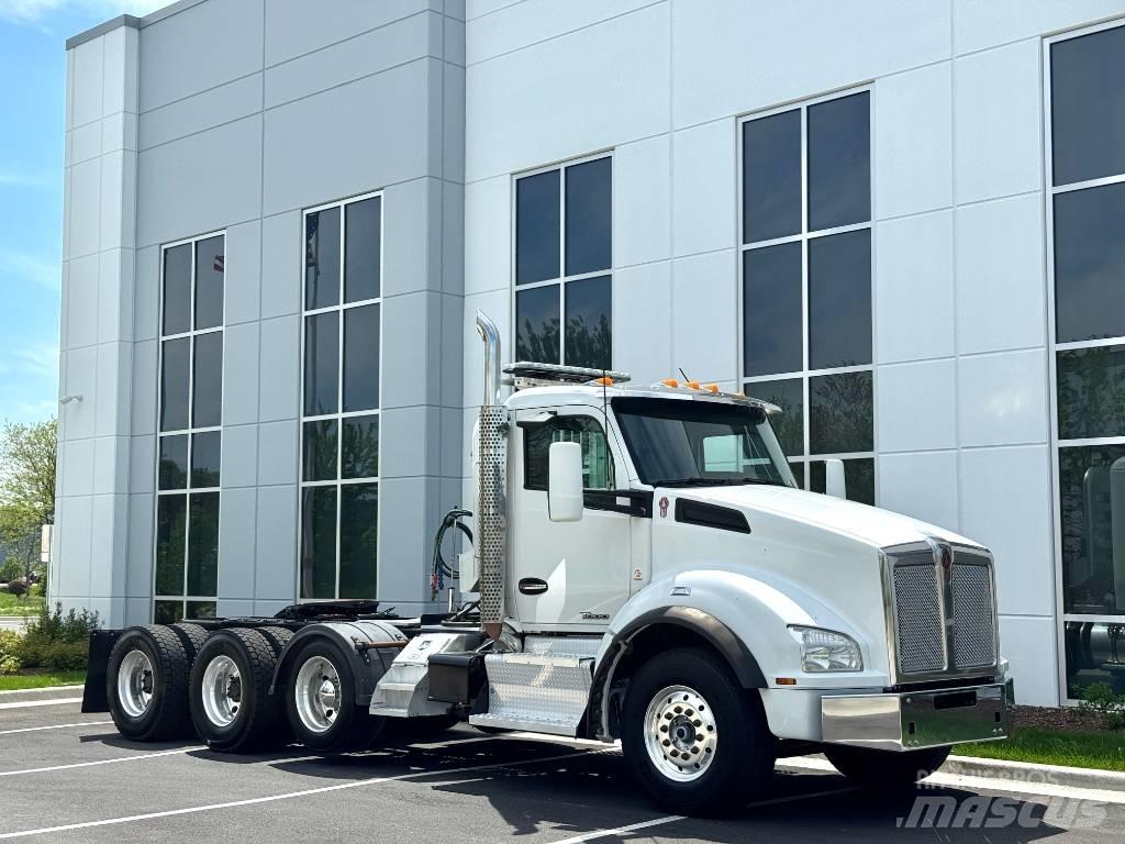 Kenworth T880 Vetopöytäautot