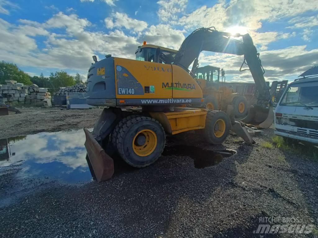 Volvo EW 140 Pyöräkaivukoneet