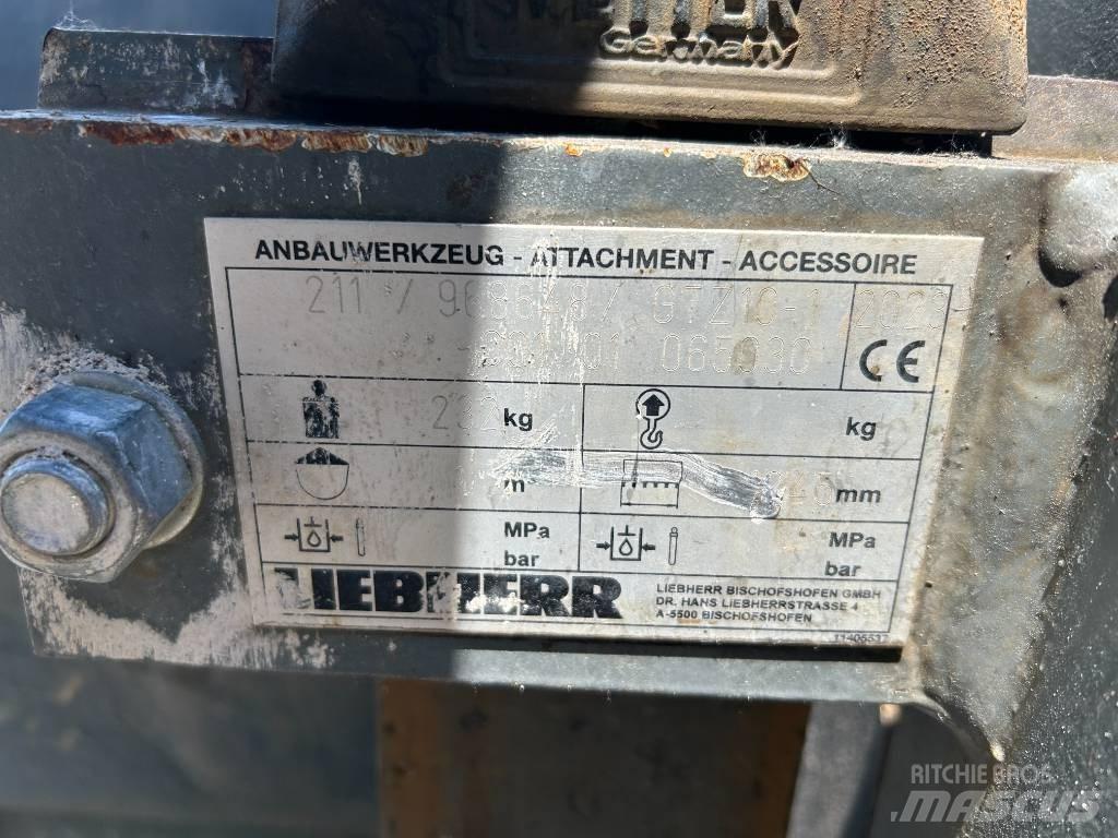 Liebherr L 506 Pyöräkuormaajat