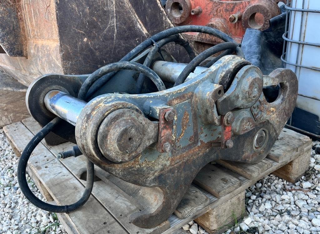 Liebherr SW33 Pikakytkimet