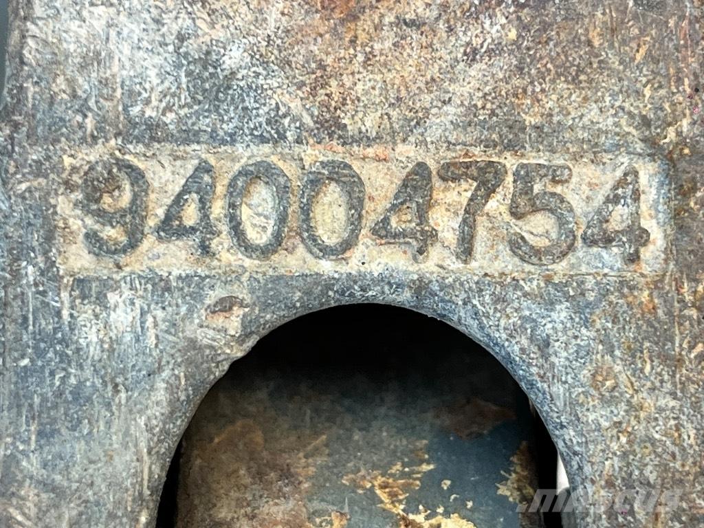 Liebherr SW33 Pikakytkimet