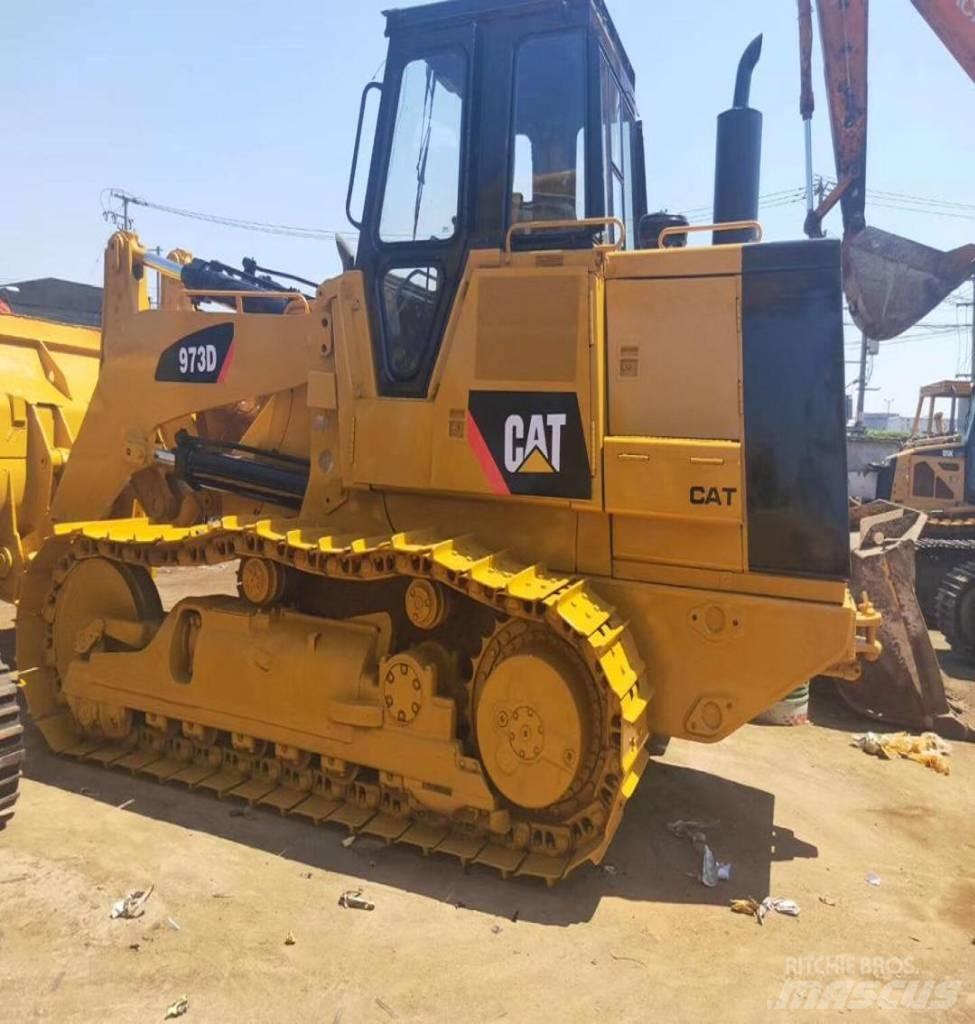 CAT 973 Telakuormaajat