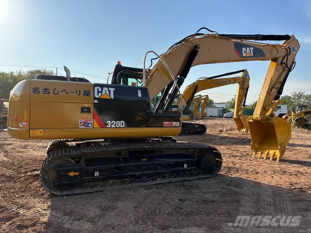 CAT 320 D L Telakaivukoneet