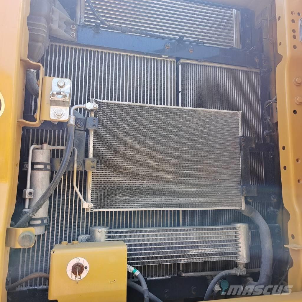 CAT 330 GC Telakaivukoneet