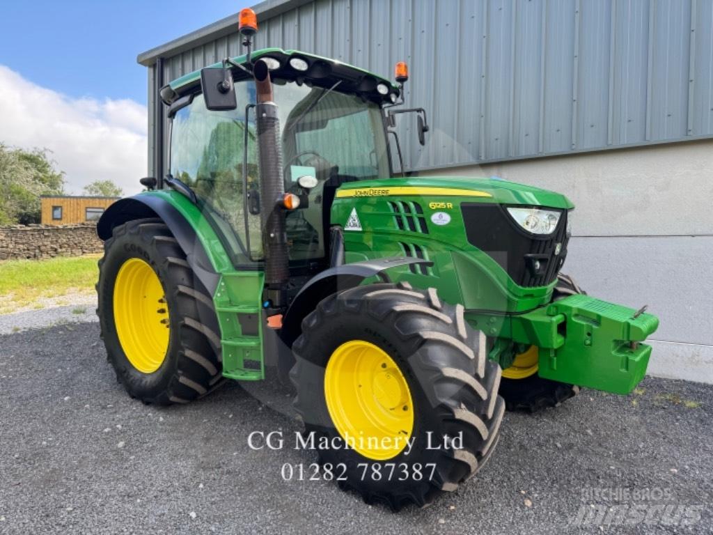 John Deere 6125 R Traktorit