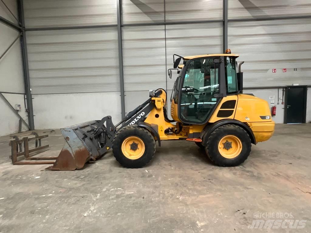 Volvo L 25 F Pyöräkuormaajat
