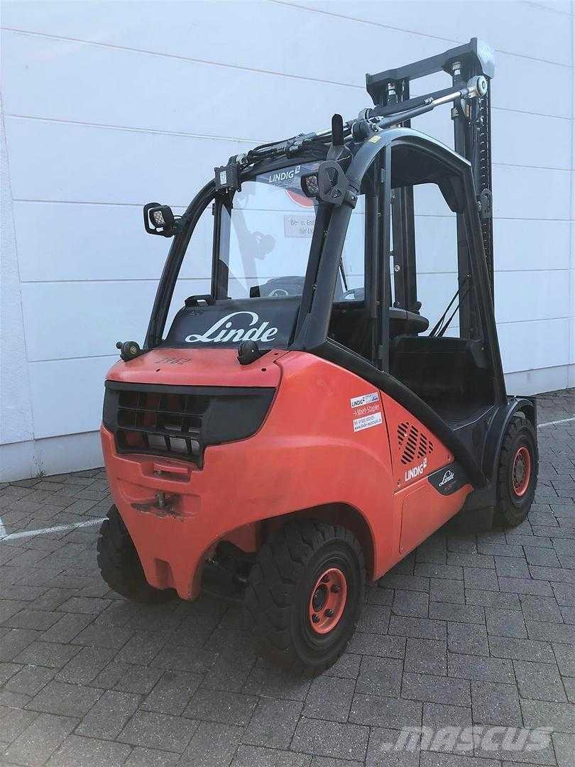 Linde H30T Nestekaasutrukit