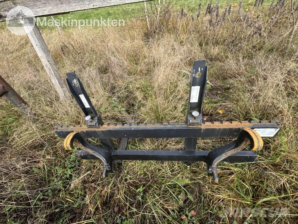 John Deere 5075 E Traktorit