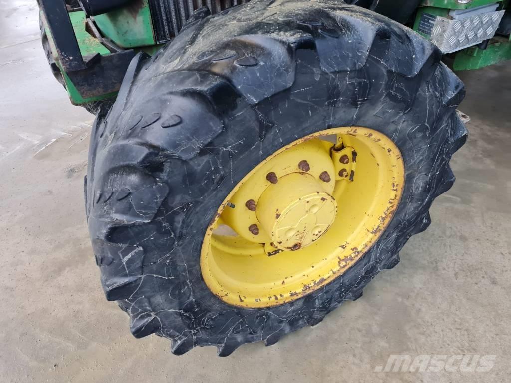 John Deere 2850 Traktorit