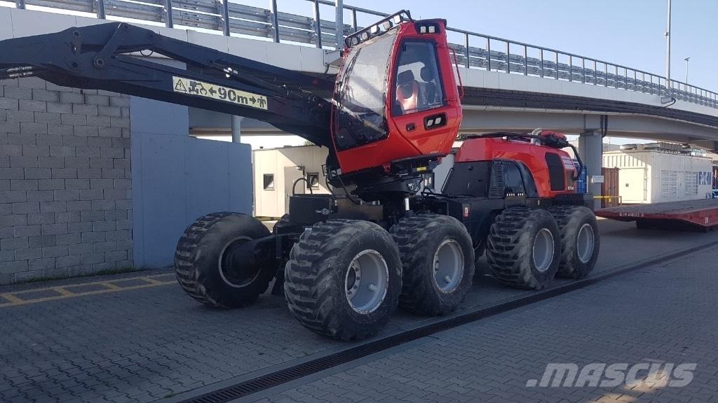 Komatsu 931 XC Harvesterit