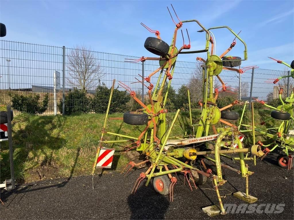 CLAAS Volto 640 HR Pöyhimet ja haravat