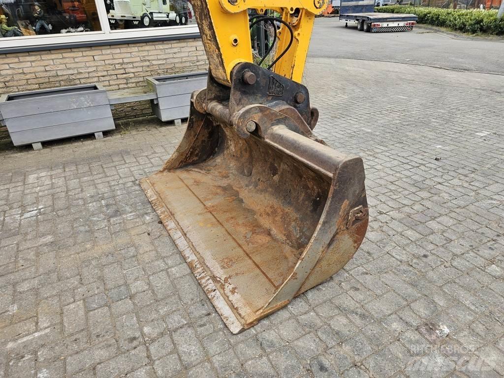 JCB JS145W Pyöräkaivukoneet