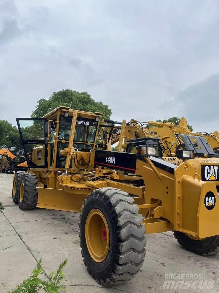 CAT 140 H Tiehöylät