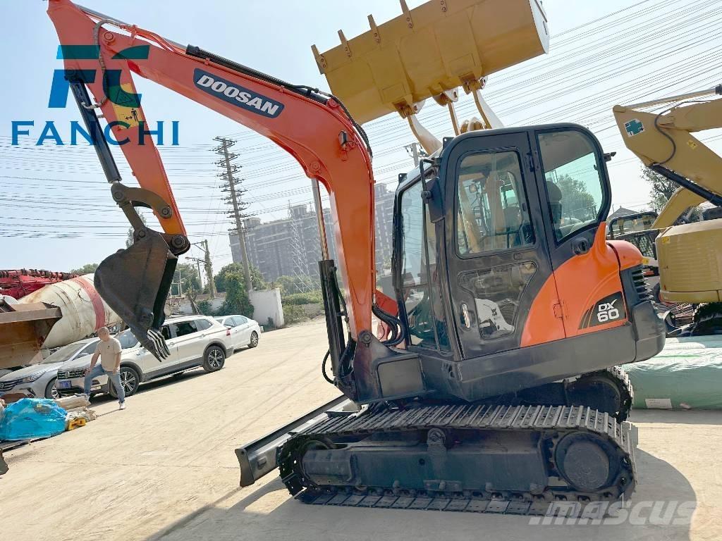 Doosan DX 60-9 C Telakaivukoneet