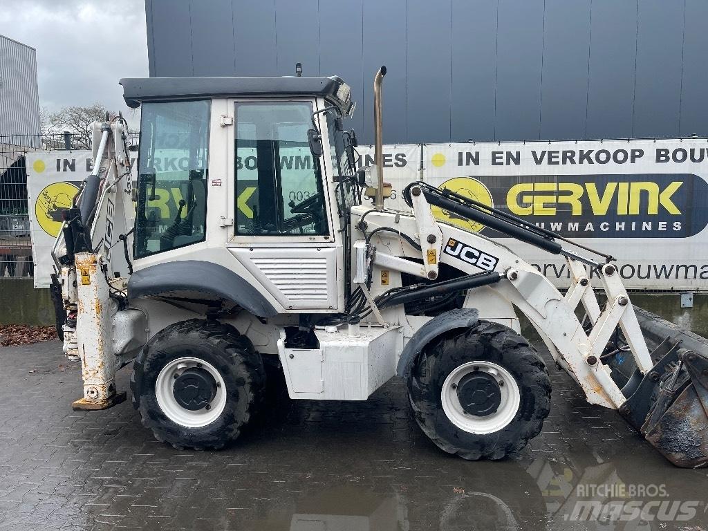 JCB 2 CX Kaivurikuormaajat