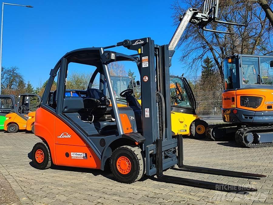 Linde H25T Nestekaasutrukit