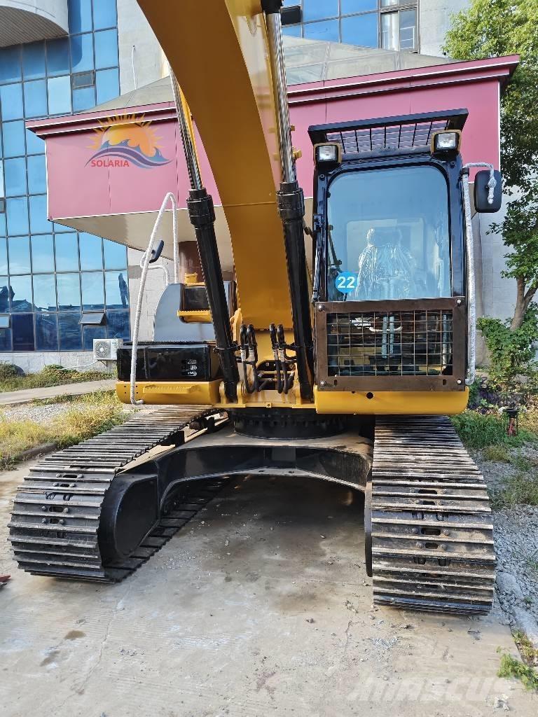 CAT 320D2L Telakaivukoneet