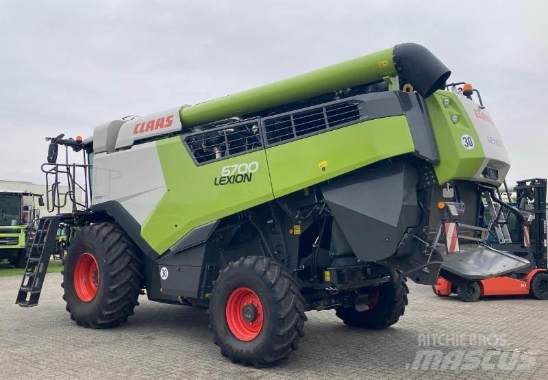 CLAAS LEXION 6700 Leikkuupuimurit