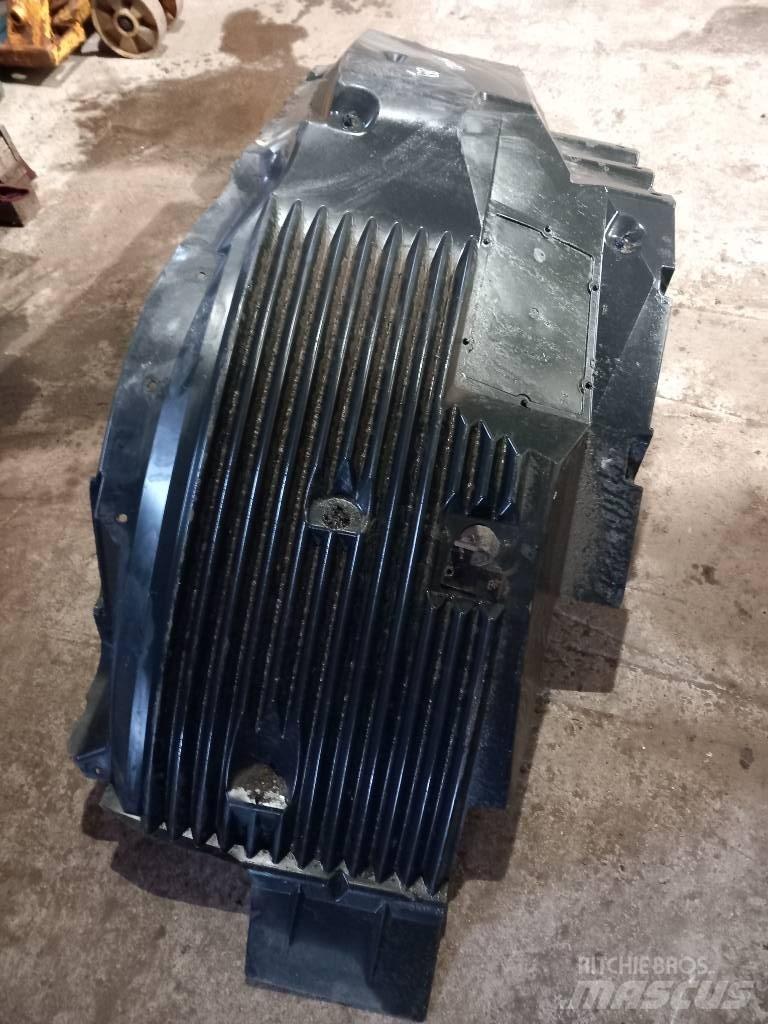 MAN TGX 81612300108 Ohjaamot ja sisustat