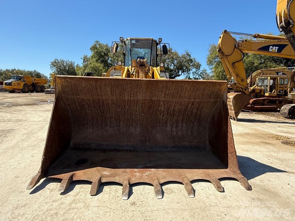 CAT 970 F Pyöräkuormaajat