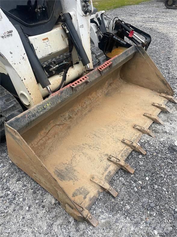 Bobcat T870 Liukuohjatut kuormaajat