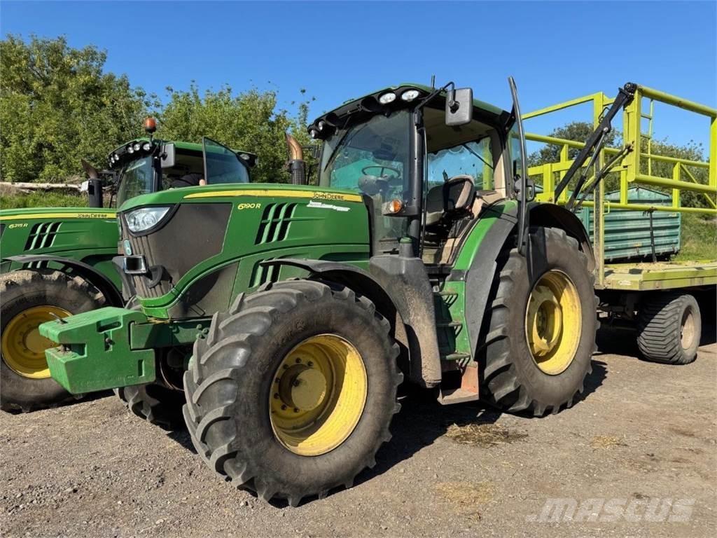 John Deere 6190 R Traktorit
