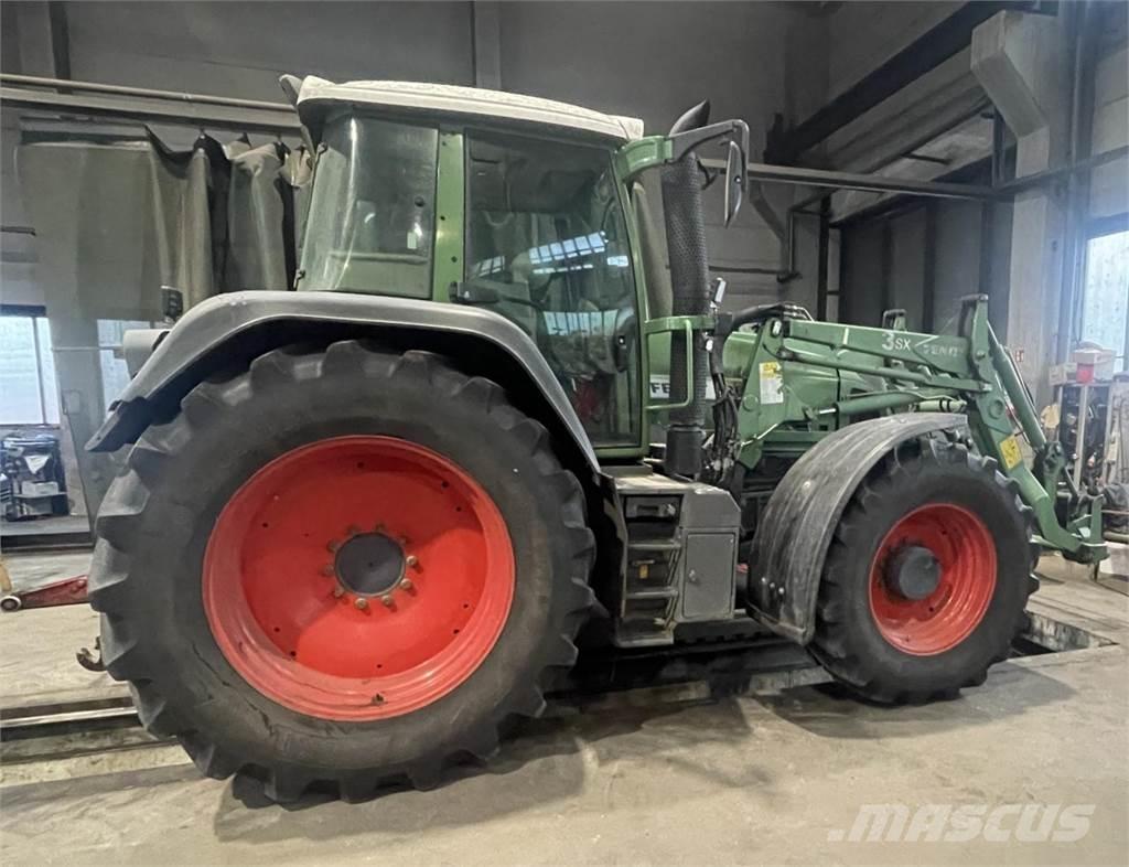Fendt 820 Vario Traktorit