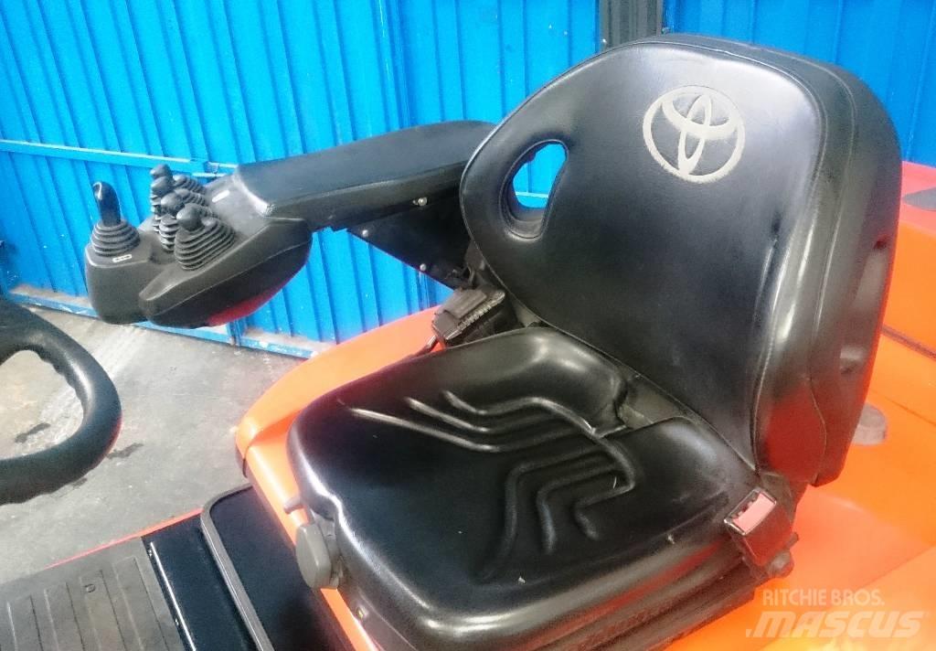 Toyota 7 FBMF 30 Sähkötrukit