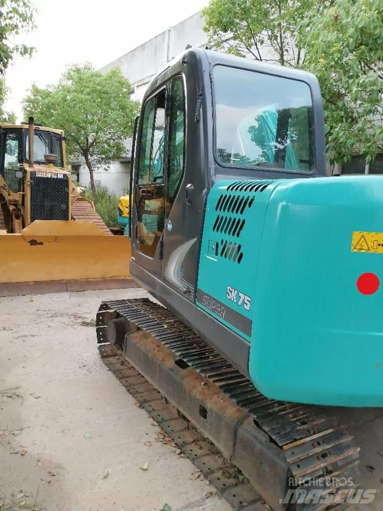Kobelco SK 75 Telakaivukoneet