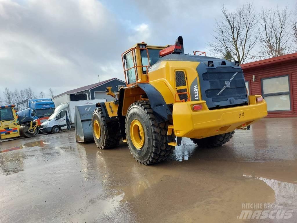 Volvo L 220 H Pyöräkuormaajat