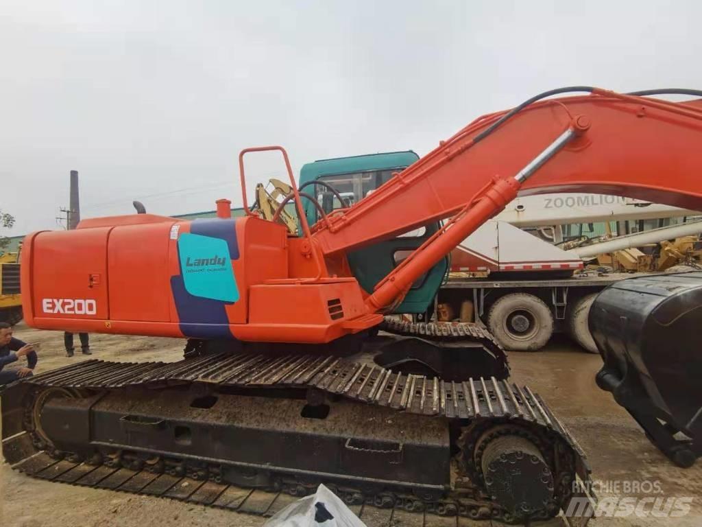 Hitachi EX 200 Telakaivukoneet