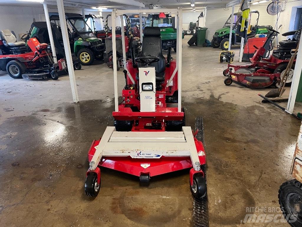 Ventrac 3100 Päältäajettavat ruohonleikkurit