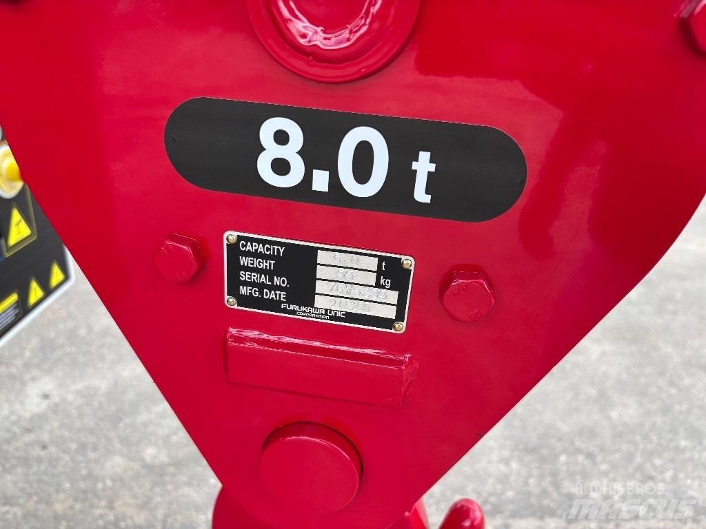 Unic URW 806 RT-nosturit
