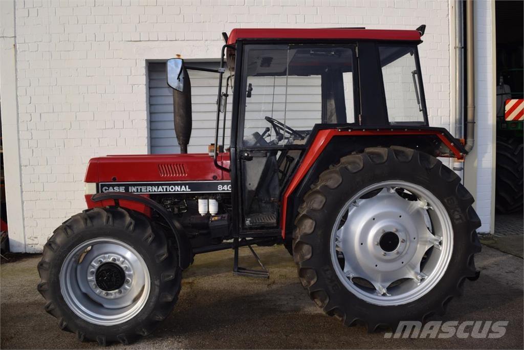 Case IH 840 A/S Traktorit