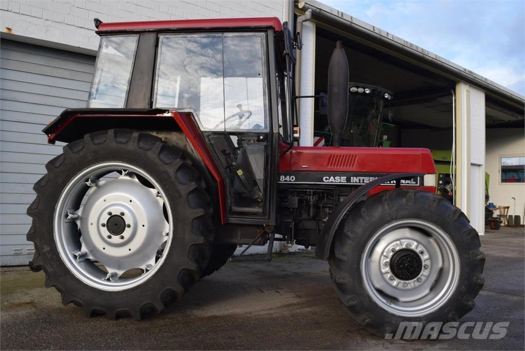 Case IH 840 A/S Traktorit