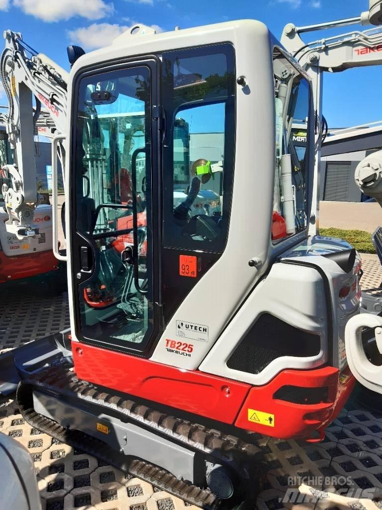 Takeuchi TB225 V3 Minikaivukoneet < 7t
