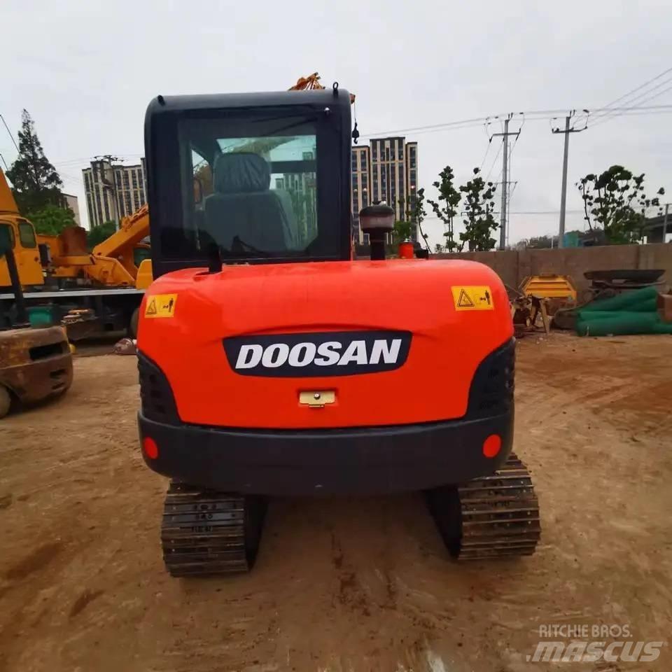 Doosan DH60-7 Telakaivukoneet